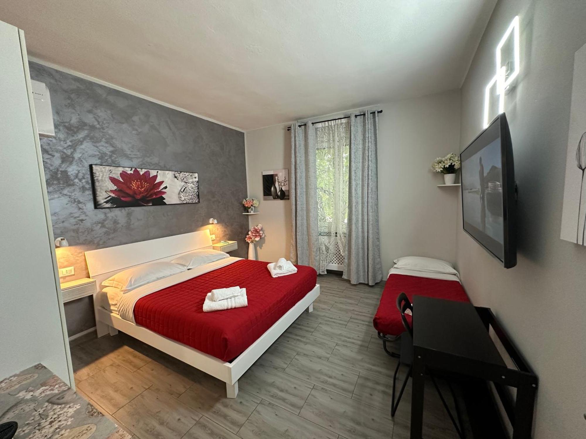 Locazione Turistica Girasole Bed & Breakfast Verona Exterior photo