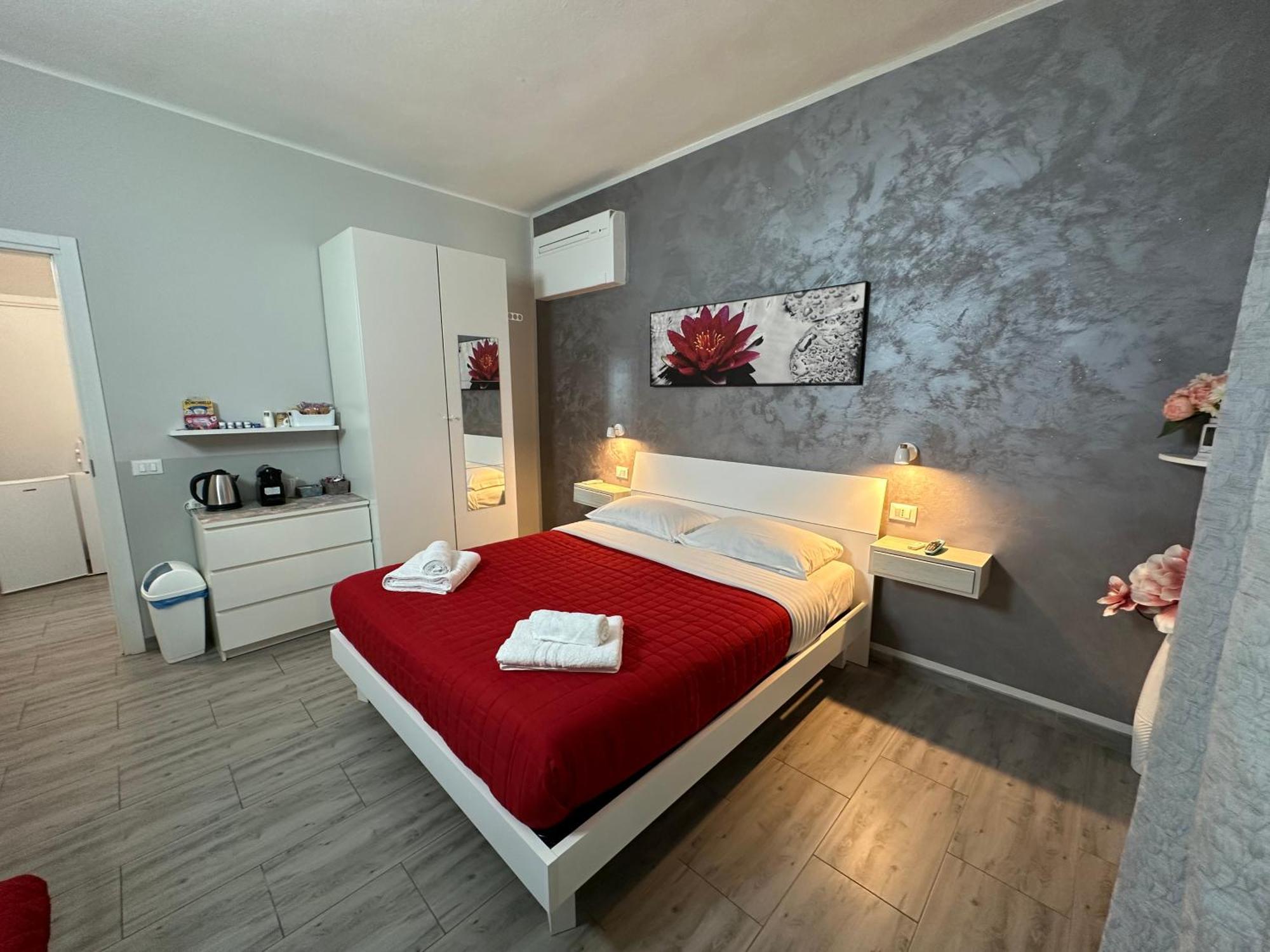 Locazione Turistica Girasole Bed & Breakfast Verona Exterior photo
